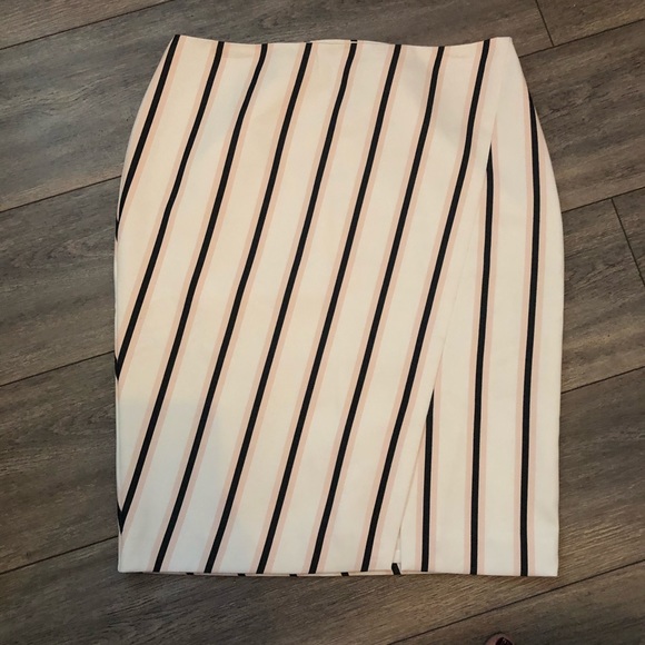White House Black Market pencil skirt - Picture 1 of 3